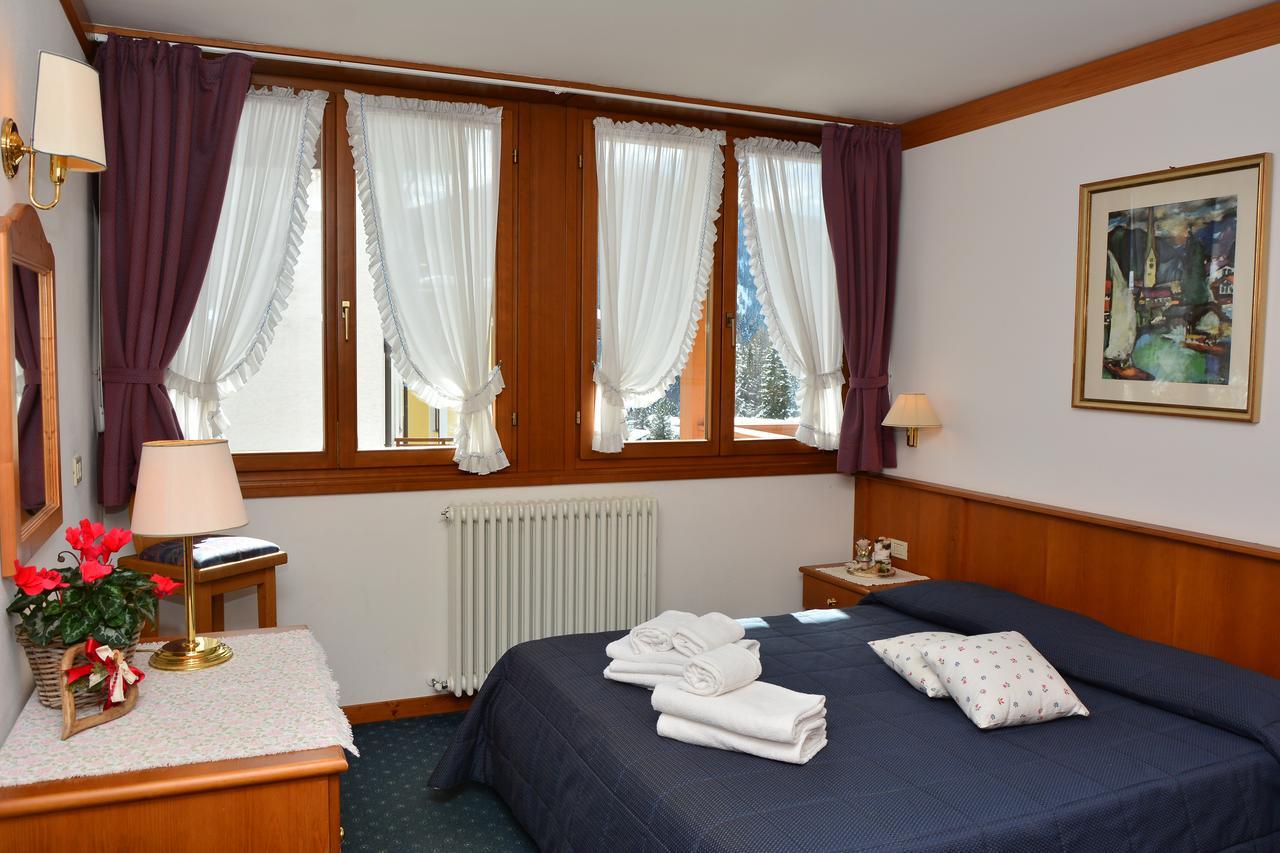 Ski Residence San Martino Di Castrozza Eksteriør bilde